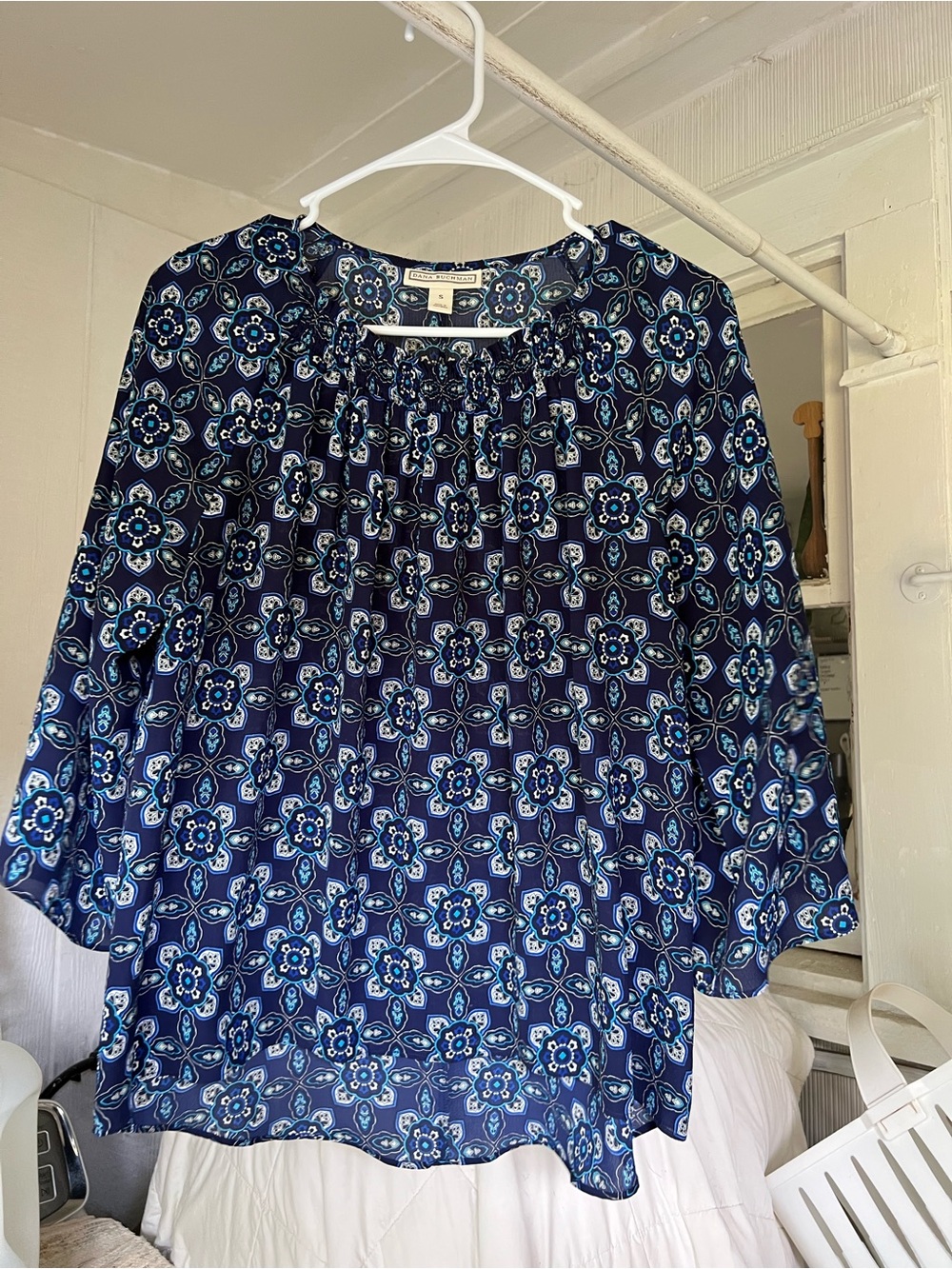 🌸Navy Blue Floral Medallion Peasant Top